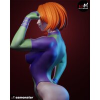 Tall Redhead Muscle Girl | ESMonster