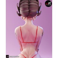 Retro Playful Woman (Suntanned Ver.) | ESMonster