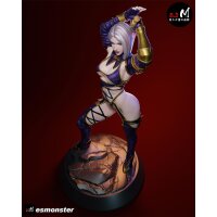 Silver Haired Snake Blade | ESMonster