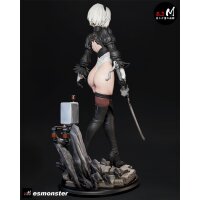 White-Haired Android Girl | ESMonster