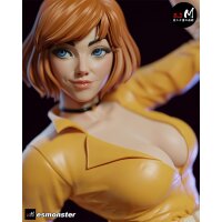 Yellow Jumpsuit Reporter | ESMonster