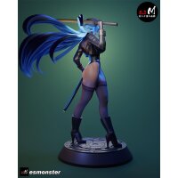 Combat Officer Woman | ESMonster