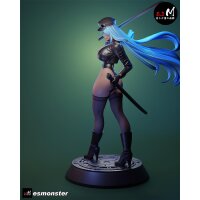 Combat Officer Woman | ESMonster
