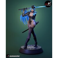 Combat Officer Woman | ESMonster