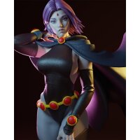 Mysterious cloaked heroine | ESMonster