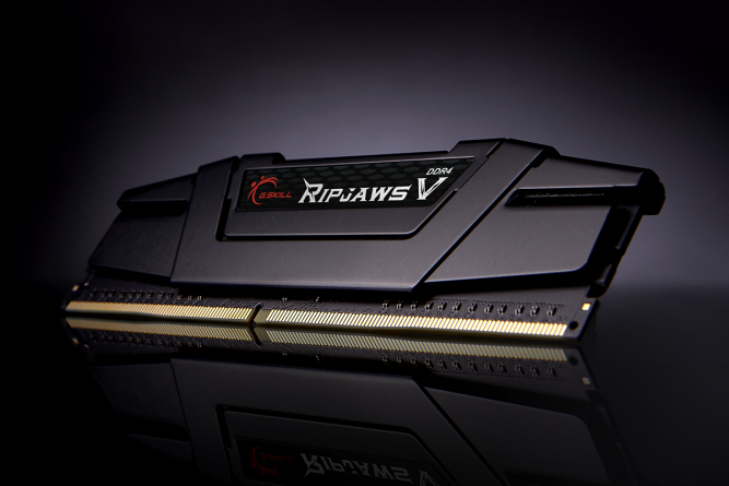 Zweites Bild vonG.Skill Ripjaws V F4-3200C16D-16GVKB, 16 GB, 2 x 8 GB, DDR4, 3200 MHz, Schwarz
