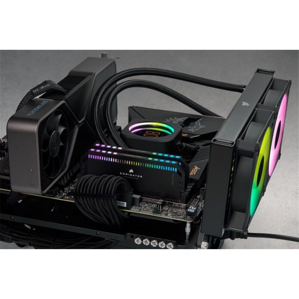 Zweites Bild vonCorsair Dominator CMT32GX5M2B6400C32, 32 GB, 2 x 16 GB, DDR5, 6400 MHz, 288-pin DIMM