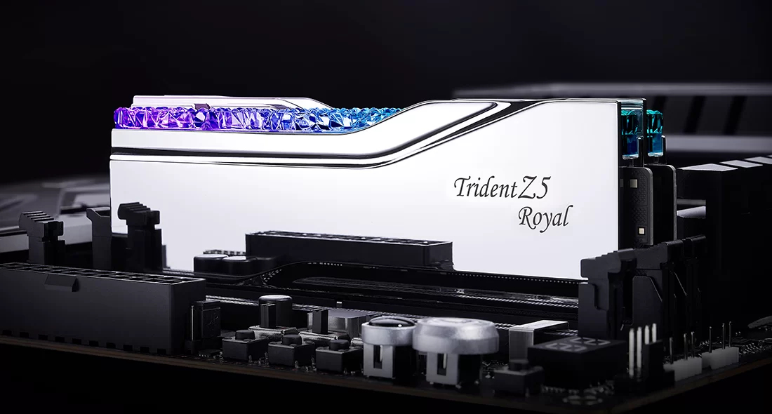 Zweites Bild vonG.Skill Trident Z5 Royal F5-7200J3445G16GX2-TR5S, 32 GB, 2 x 16 GB, DDR5