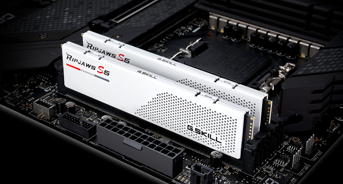 Zweites Bild vonG.Skill Ripjaws S5 F5-6000J3036F48GX2-RS5W, 96 GB, 2 x 48 GB, DDR5, 6000 MHz, 288-pin DIMM