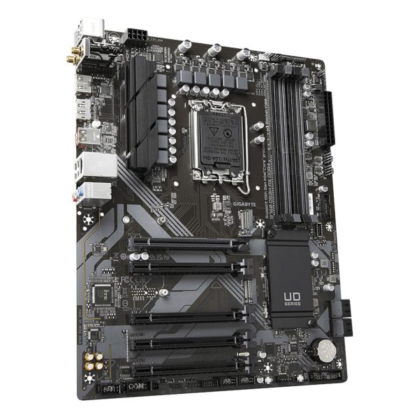 Zweites Bild vonGigabyte B760 DS3H AX DDR4 Mainboard - Unterstützt Intel Core Prozessoren der 14. Generation, 8+2+1 Phasen digitales VRM, bis zu 5333MHz DDR4 (OC), 2x PCIe 4.0 M.2, Wi-Fi 6E, GbE LAN, USB 3.2 Gen 2, Intel, LGA 1700, Intel® Celeron®, Intel® Core™ i3, Intel
